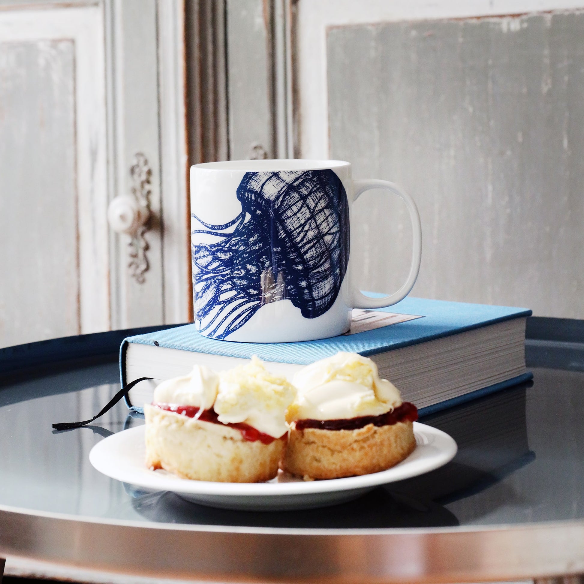 Bone China Pint Mug - Jellyfish