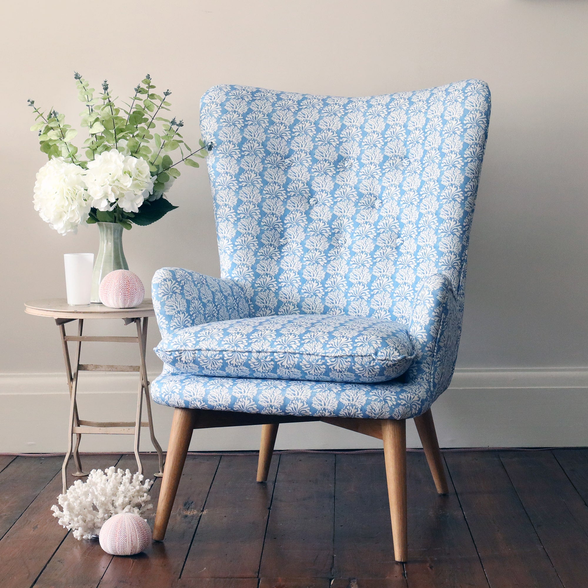 Retro Style Wing Chair In Coraline Azure Blue