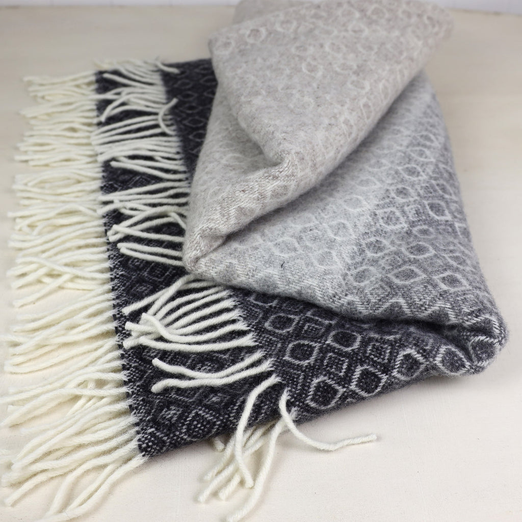 Graduated Natural Lambs Wool Throw -Homeware- Cream Cornwall