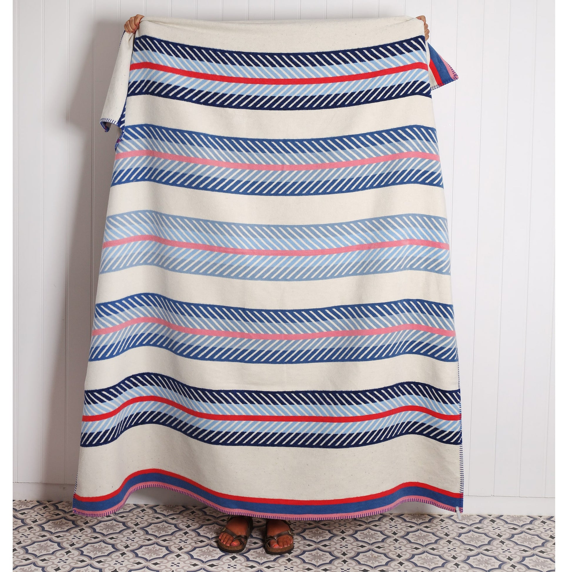 Mousehole Reversible Ombre Throw