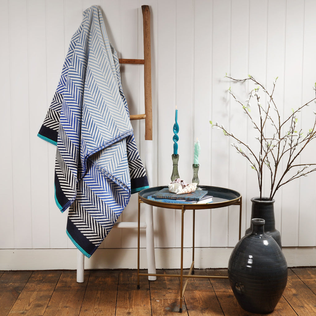 Perranporth Reversible Chevron Throw