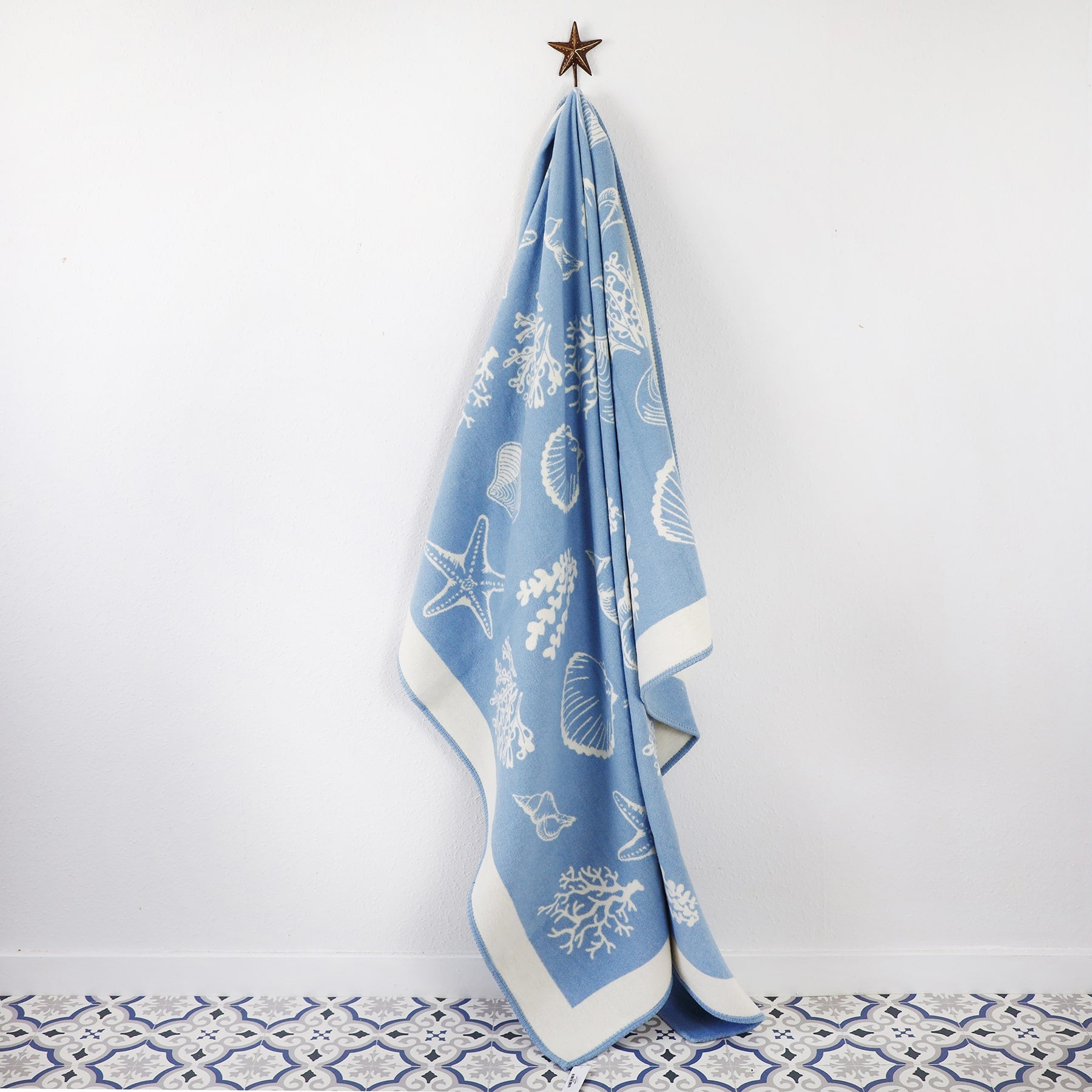 Reversible Shell Throw - Soft Blue & Ecru -Homeware- Cream Cornwall