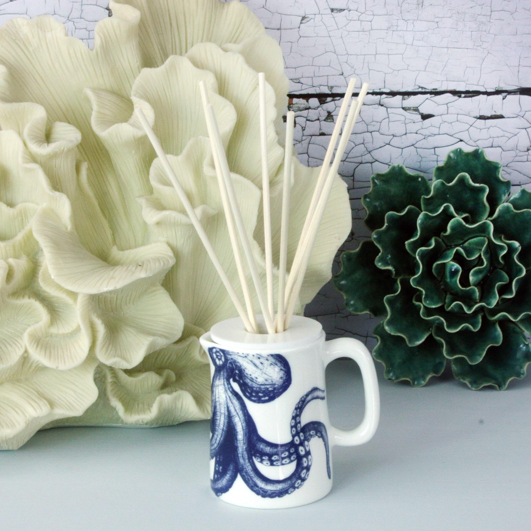 Storm Brewing Reed Diffuser -Accessories- Cream Cornwall